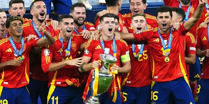 Cầu thủ vô địch năm 2024 có thể kiếm hơn 1 triệu €